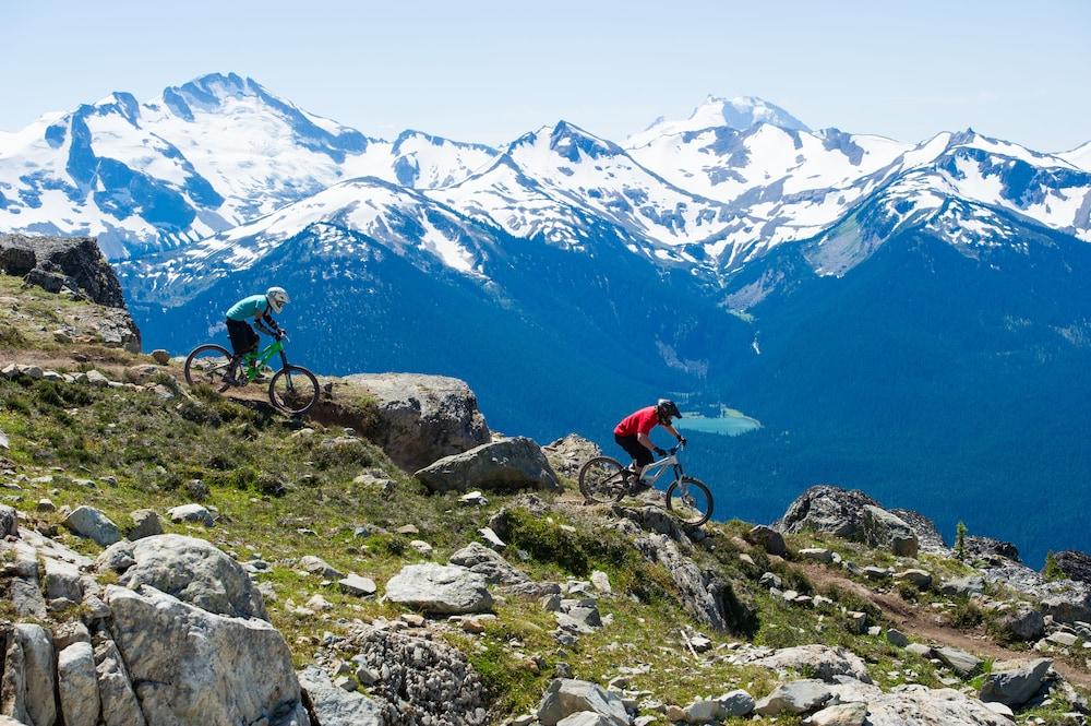 Pinnacle Hotel Whistler Extérieur photo