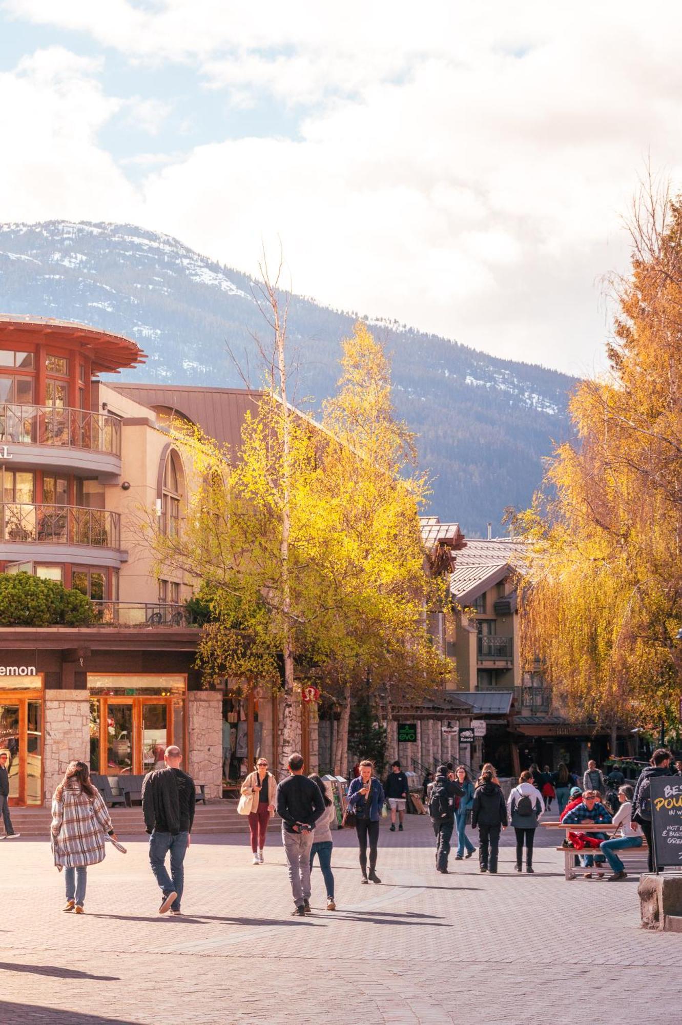 Pinnacle Hotel Whistler Extérieur photo
