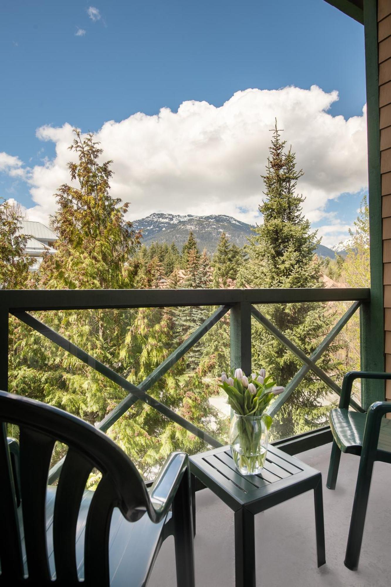 Pinnacle Hotel Whistler Extérieur photo