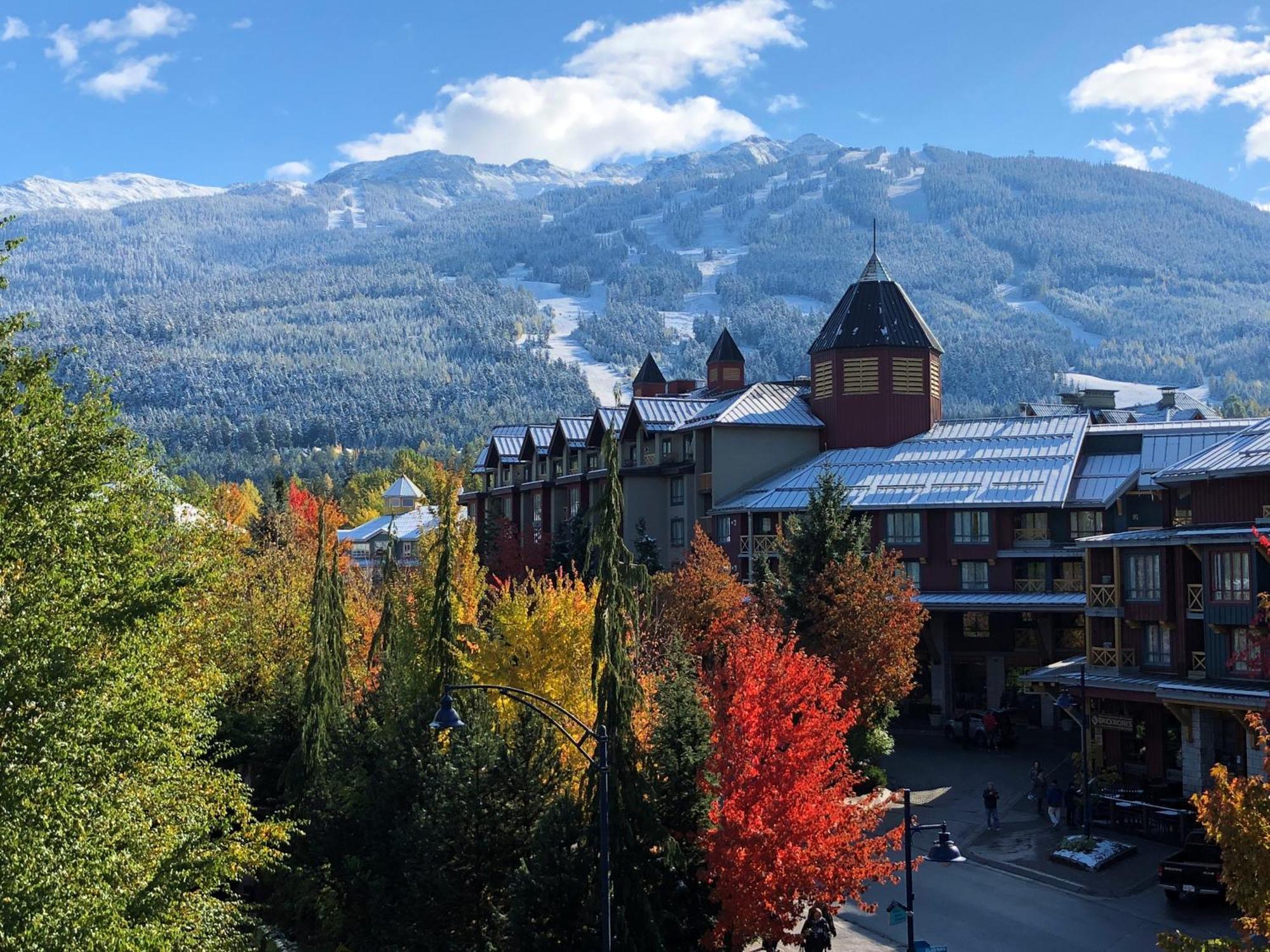 Pinnacle Hotel Whistler Extérieur photo