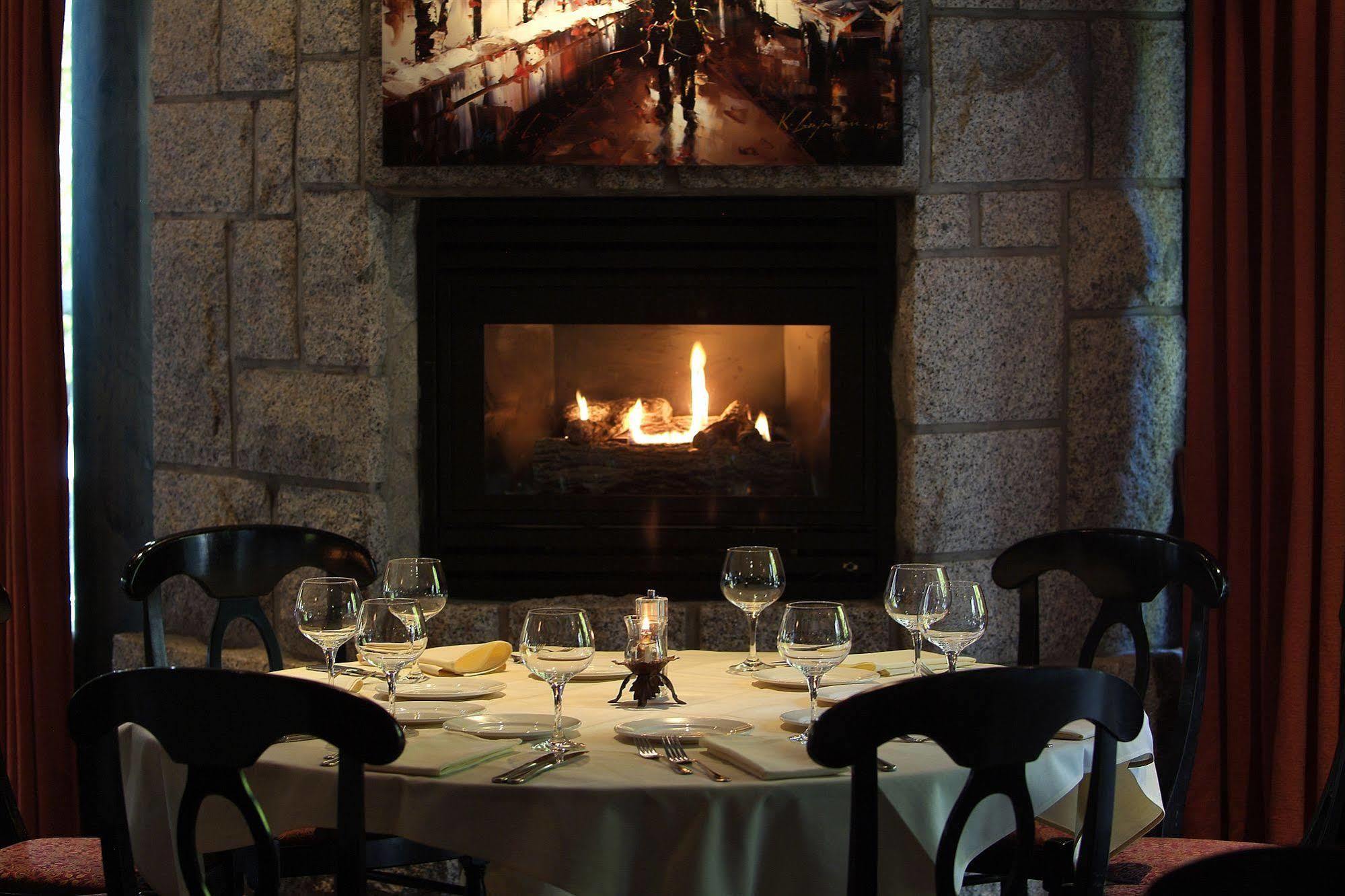 Pinnacle Hotel Whistler Extérieur photo